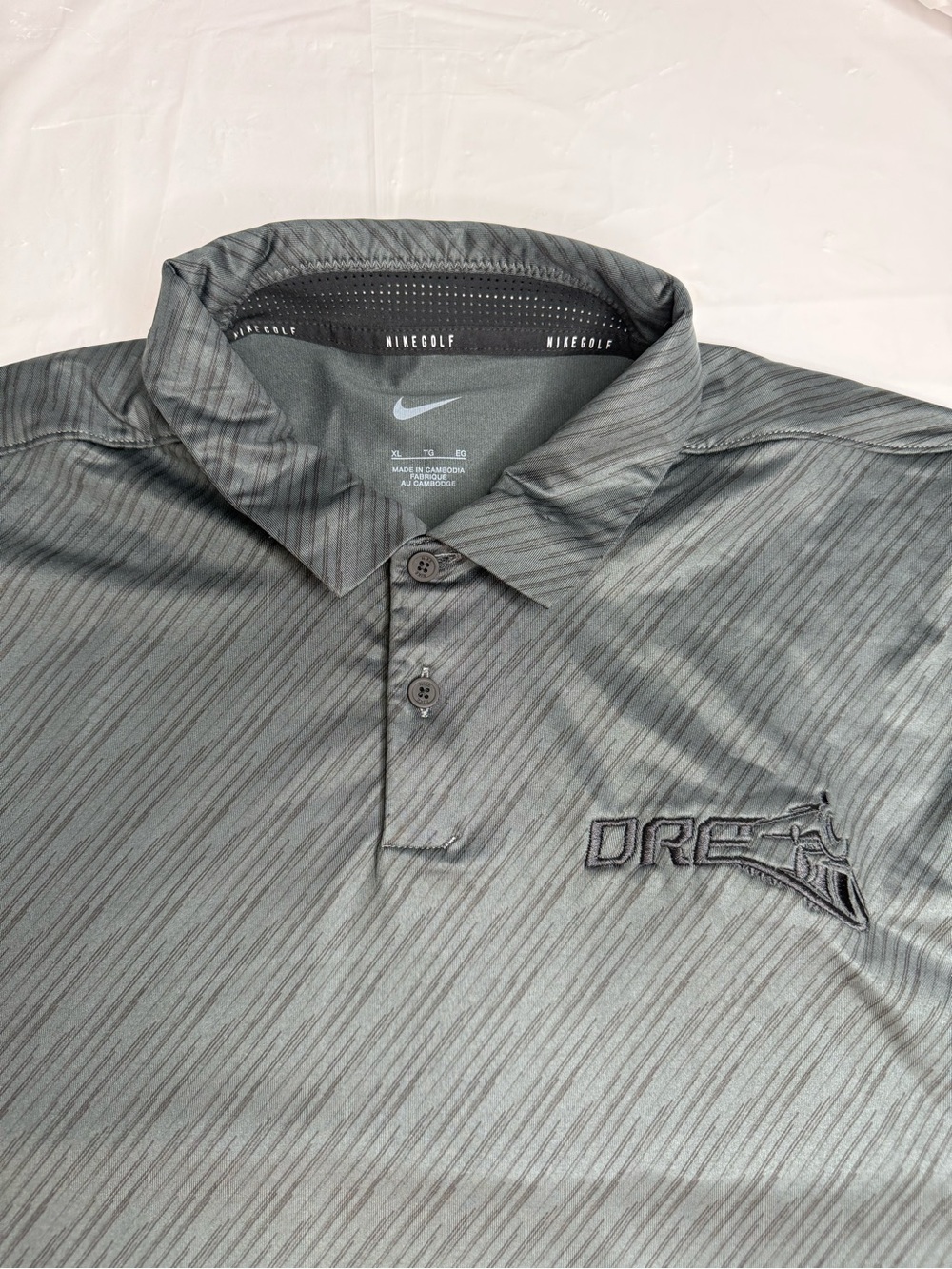 Nike Golf Dri Fit Polo Shirt Mens XL Gray Stripe Short Sleeve Athletic
